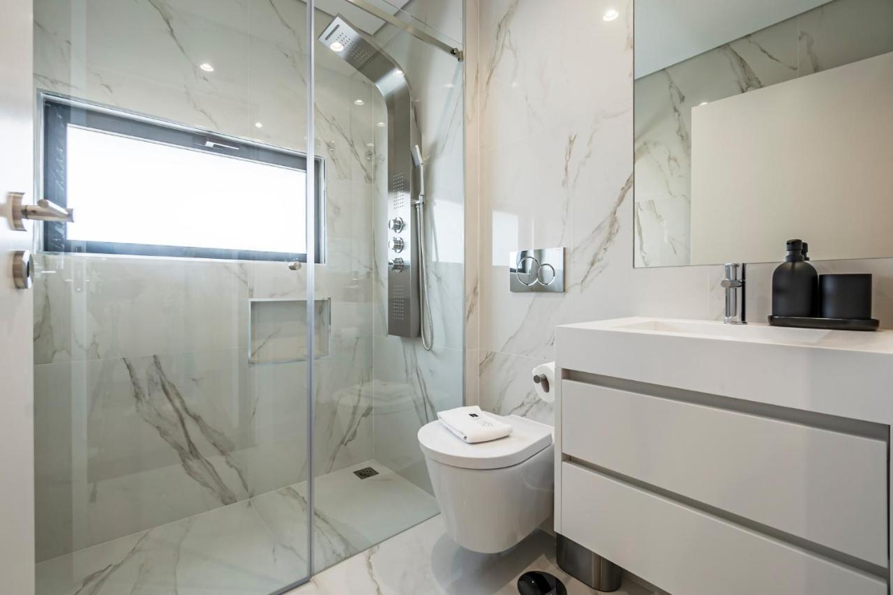 Nomads Lux - 2Bdr & Parking Flores Square פורטו מראה חיצוני תמונה