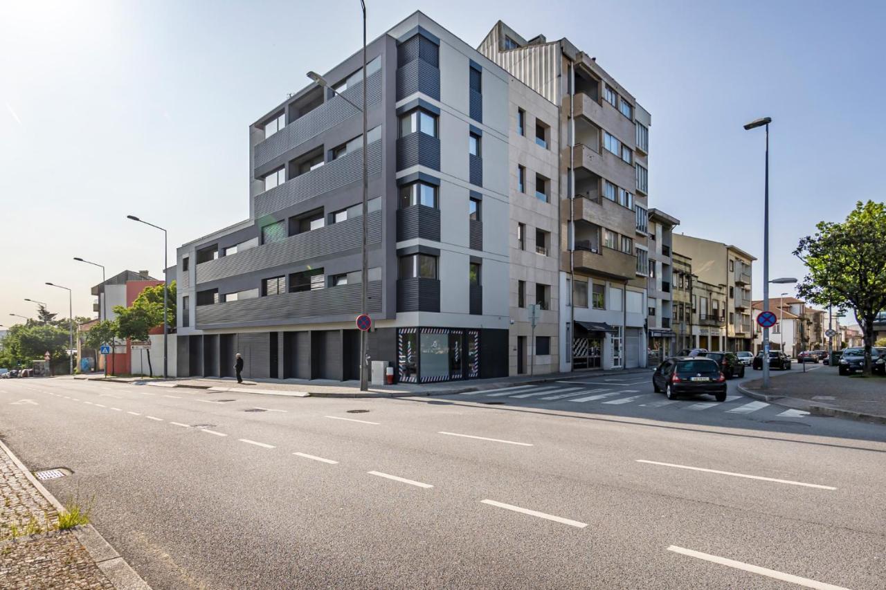 Nomads Lux - 2Bdr & Parking Flores Square פורטו מראה חיצוני תמונה